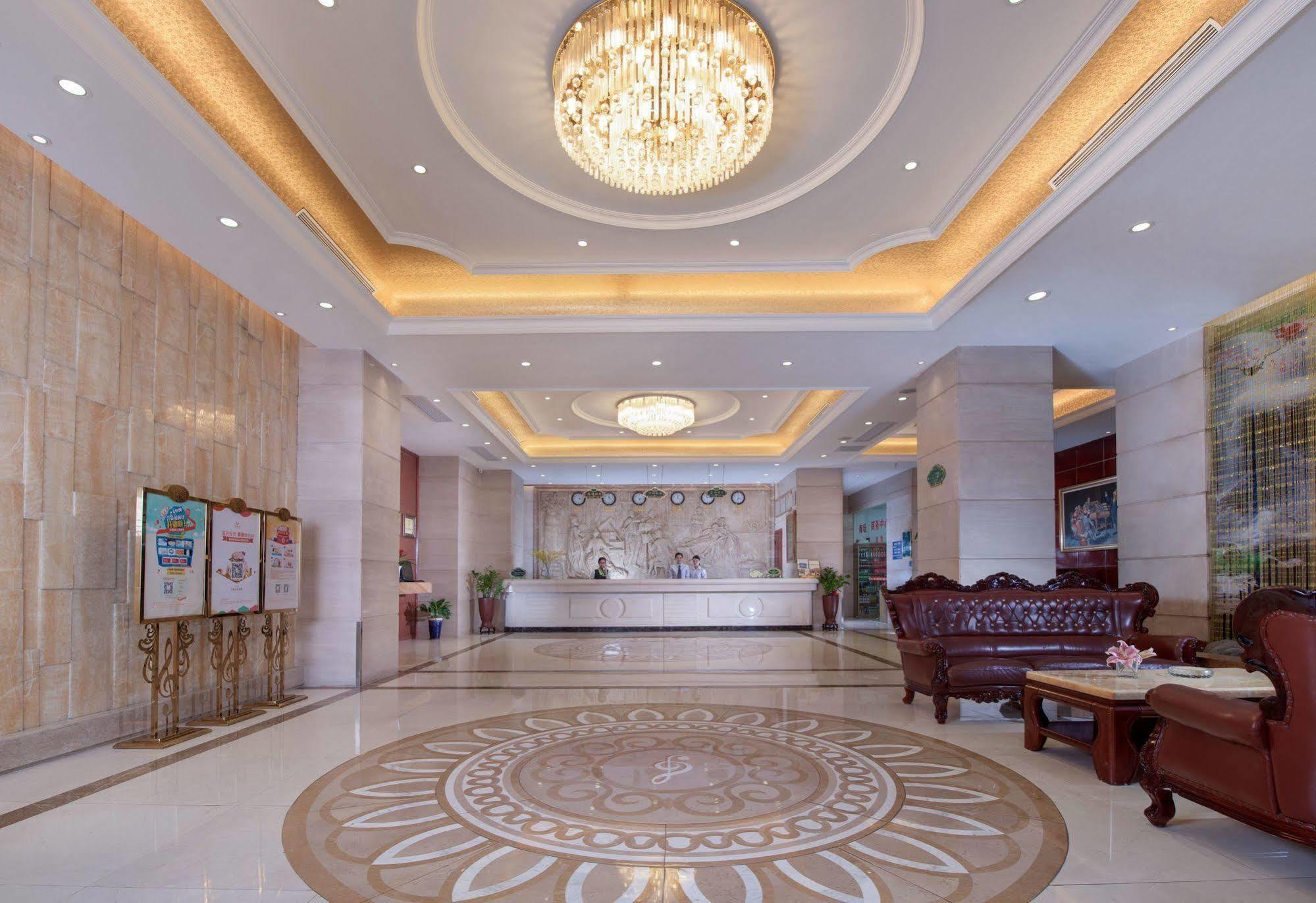 Vienna Hotel Kanton Exterior foto